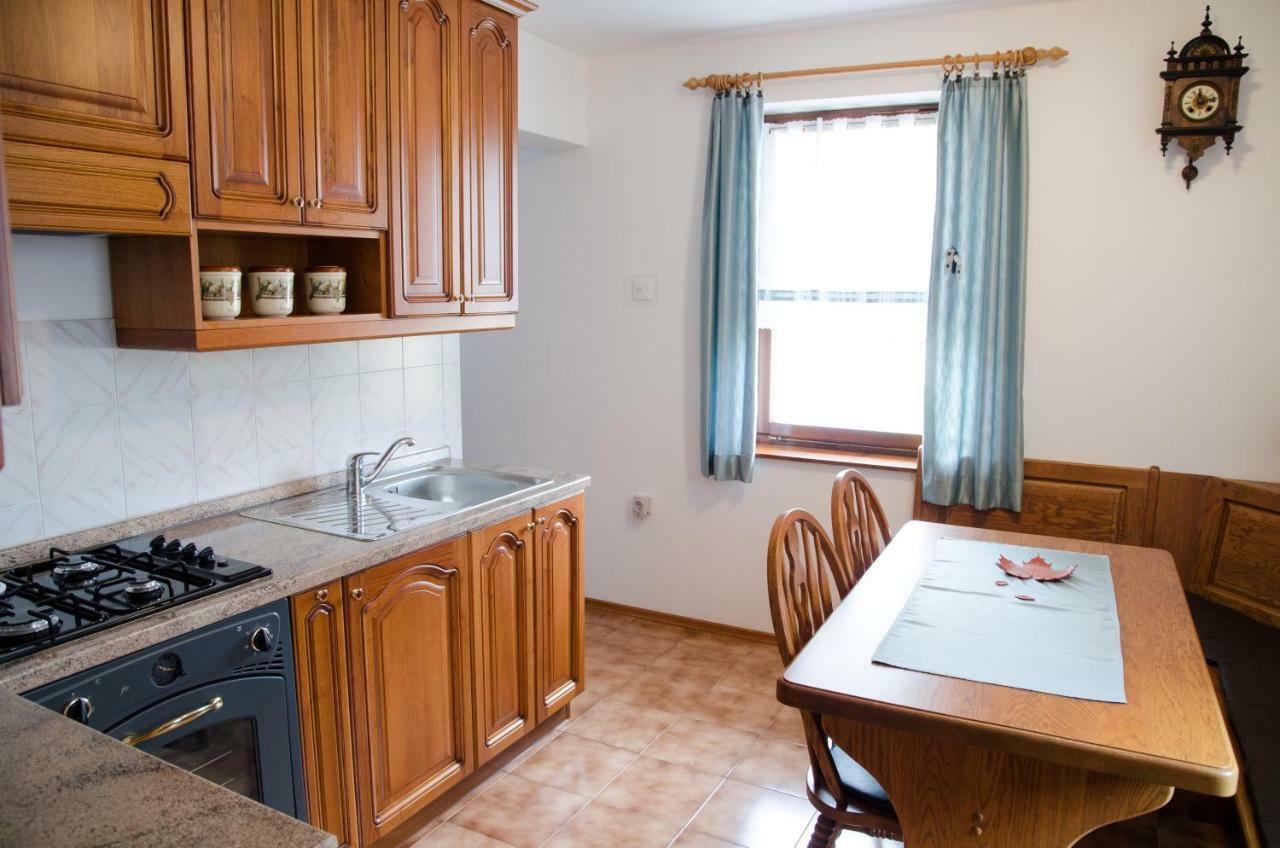 Apartment Pri Damijanu Ponikve Extérieur photo